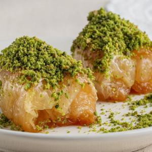 Fıstıklı Bülbül Baklava (1 kg.)