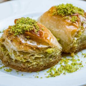 Fıstıklı Dilber Baklava (1 kg.)