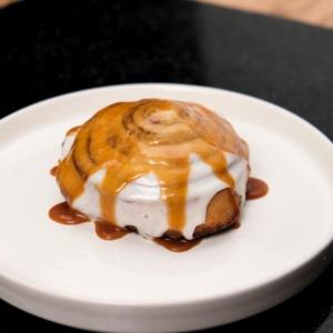 Cinnamon Rolls Caramel