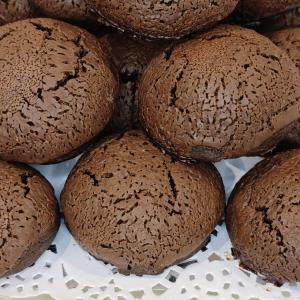 Çikolatalı Saten Kurabiye 