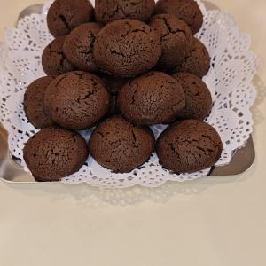 Çikolatalı Saten Kurabiye 