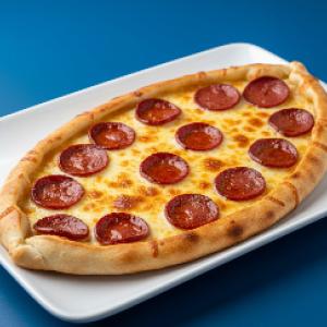 Sucuklu Kaşarlı Pide