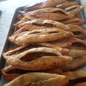 Minik kıymalı pide 