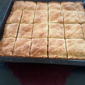 Baklava böreği(pırasalı kıymalı)