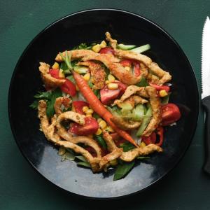 TAVUKLU BAHÇE SALATA