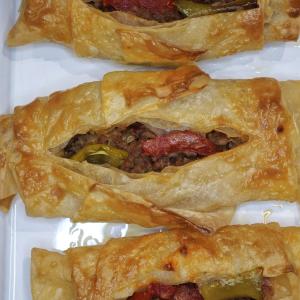 Karnıyarık Börek
